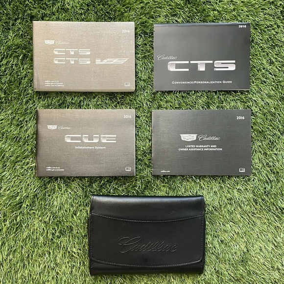 2016 Cadillac CTS CTS-V Sedan Owners Manual (2.0T 3.6T 6.2T Vsport, V, Premium) - Picture 1 of 10